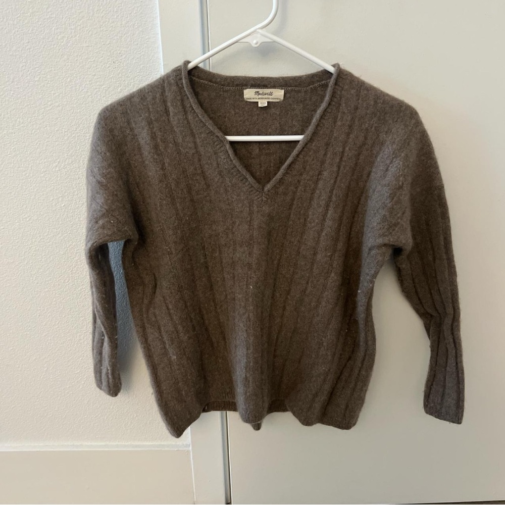 Madewell V-Neck Sweater in Rich Brown